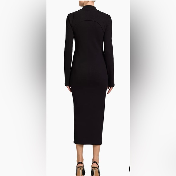 Off-White
Stamped Logo Turtleneck Midi-Dress - Picture 7 of 9